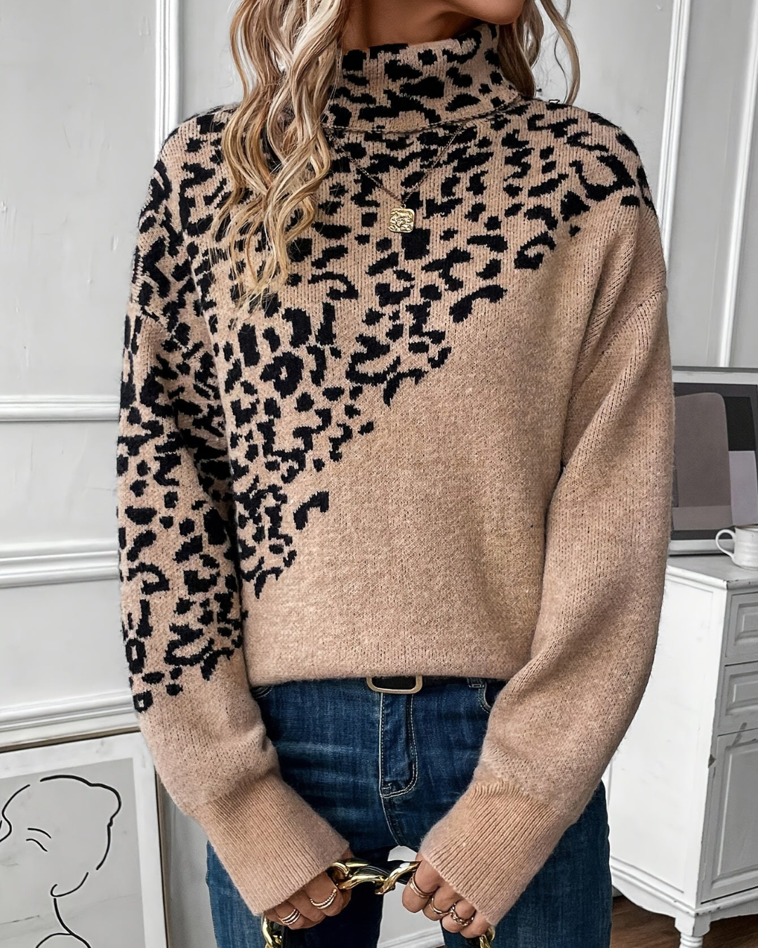 ZAYNA™ - Leopard Sweater