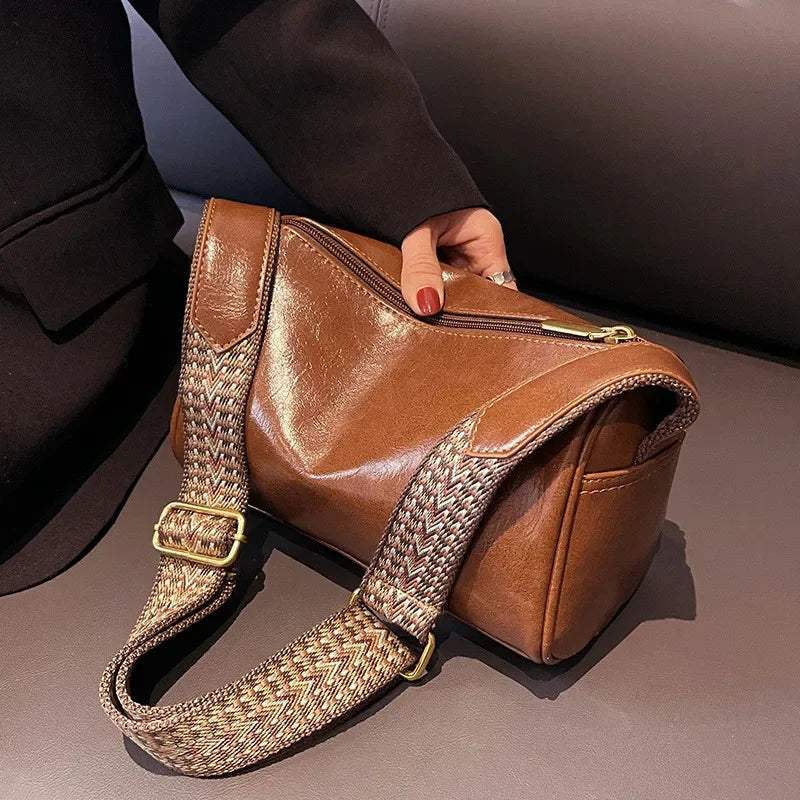 Florence - Modern Everyday Crossbody